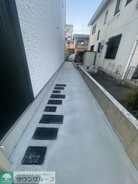 コンフォール鳴浜の物件内観写真