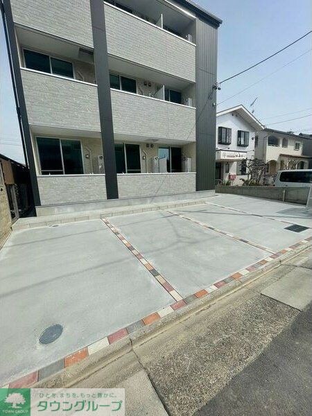 コンフォール鳴浜の物件内観写真