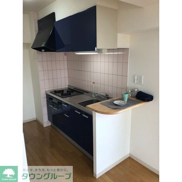 クイーンズ・スクエアの物件内観写真