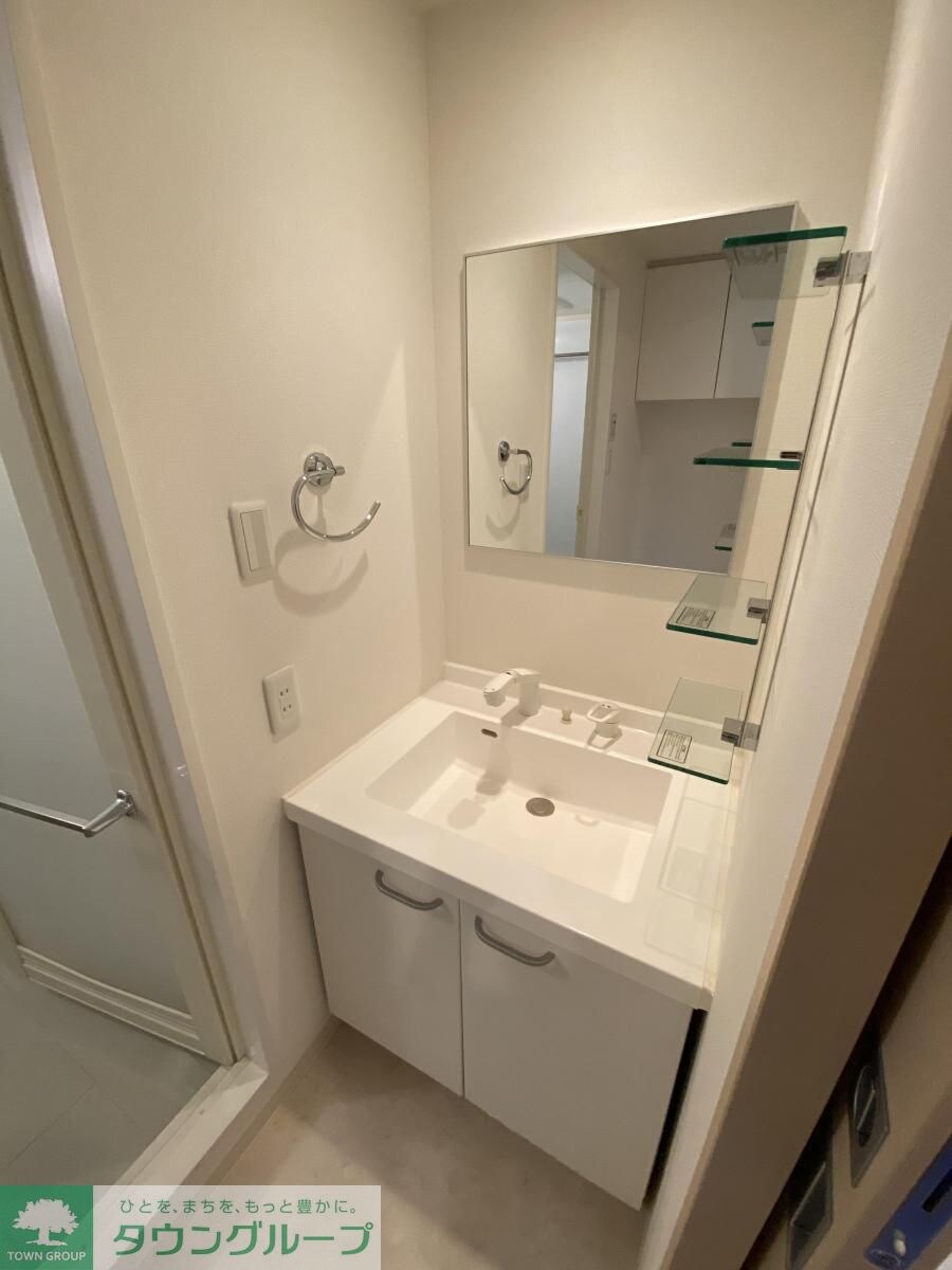 カスタリア栄の物件内観写真