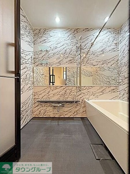 プレシアスコート東山元町テラスA棟　506号室の物件内観写真