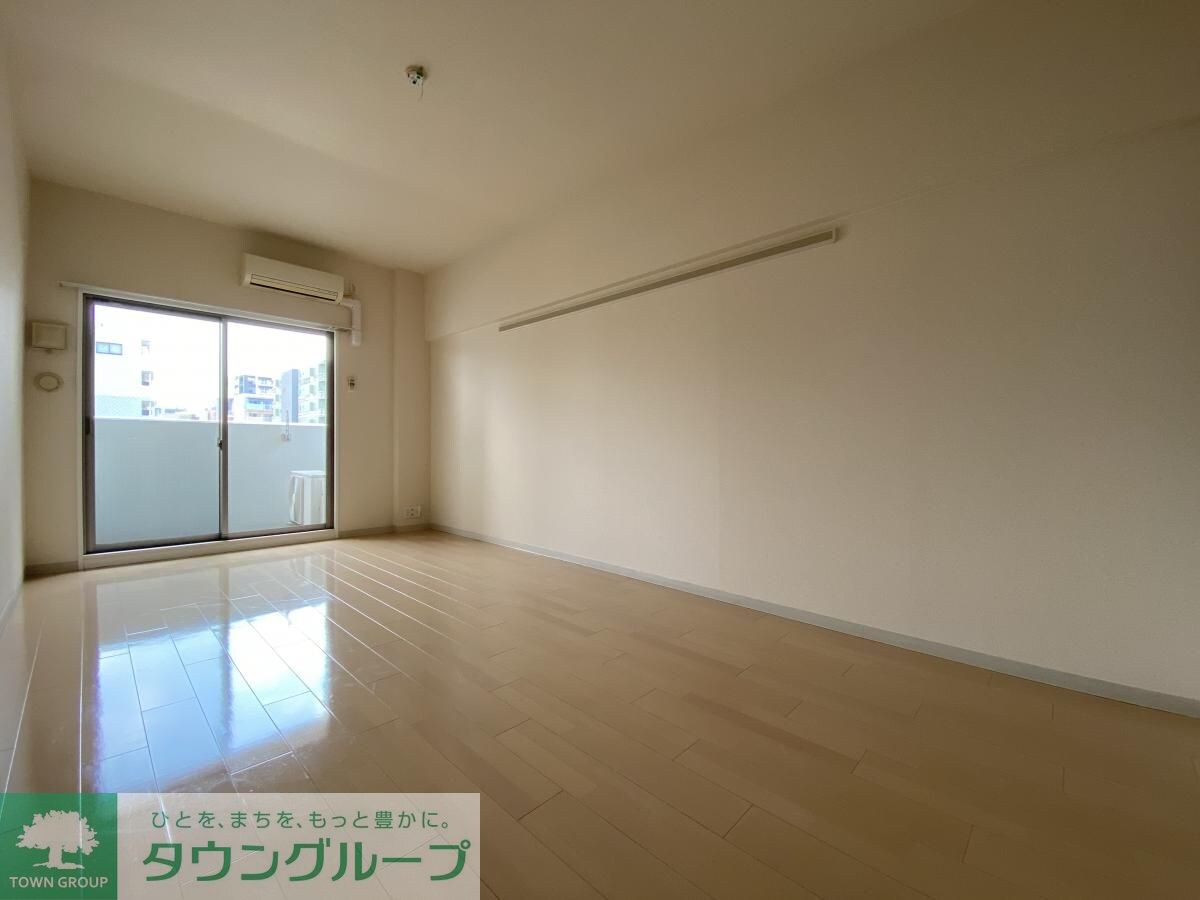 Gramercy Sakaeの物件内観写真