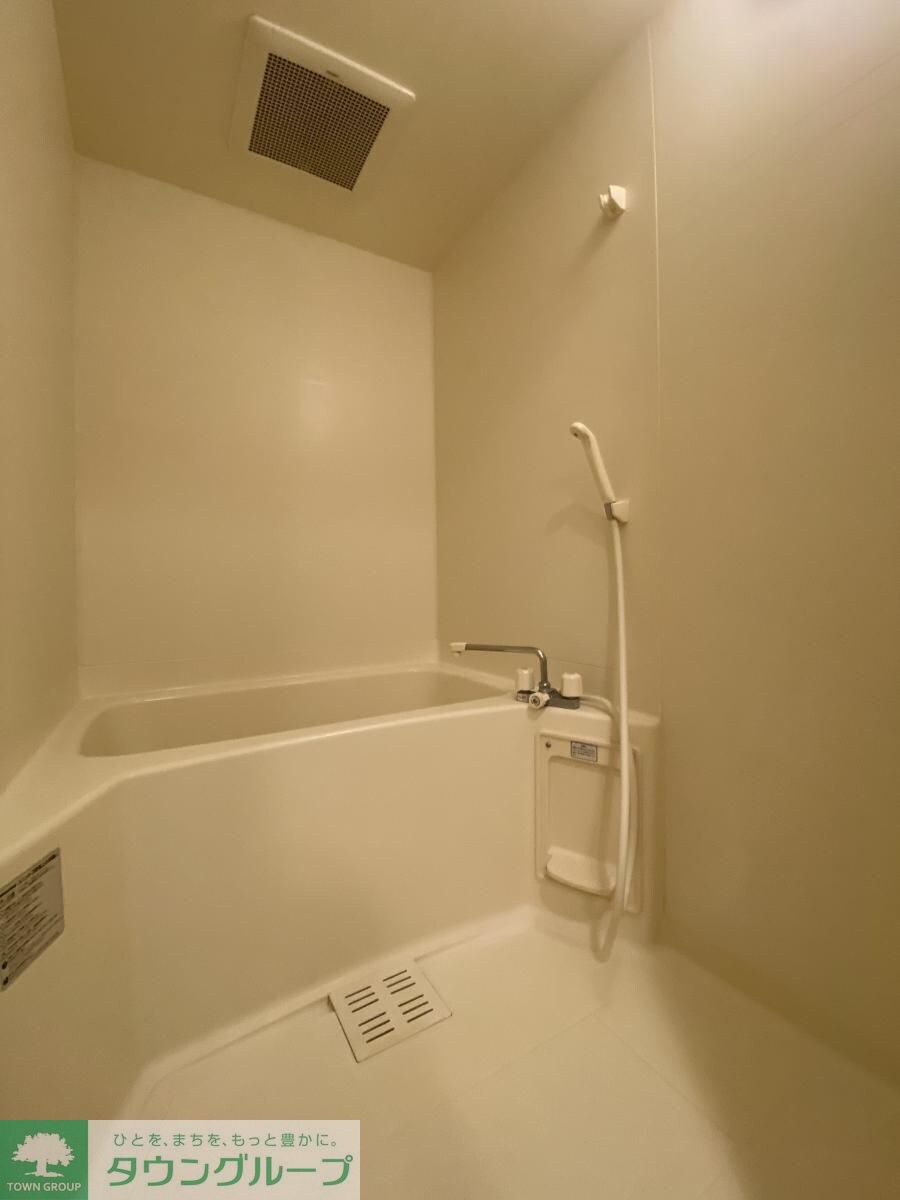 Gramercy Sakaeの物件内観写真