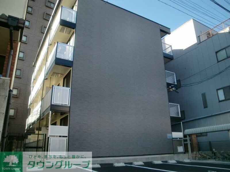 レオパレスＫＡＴＯＨIIIの物件外観写真