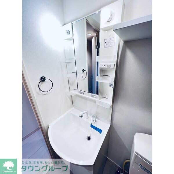 クリスタルガーデンの物件内観写真