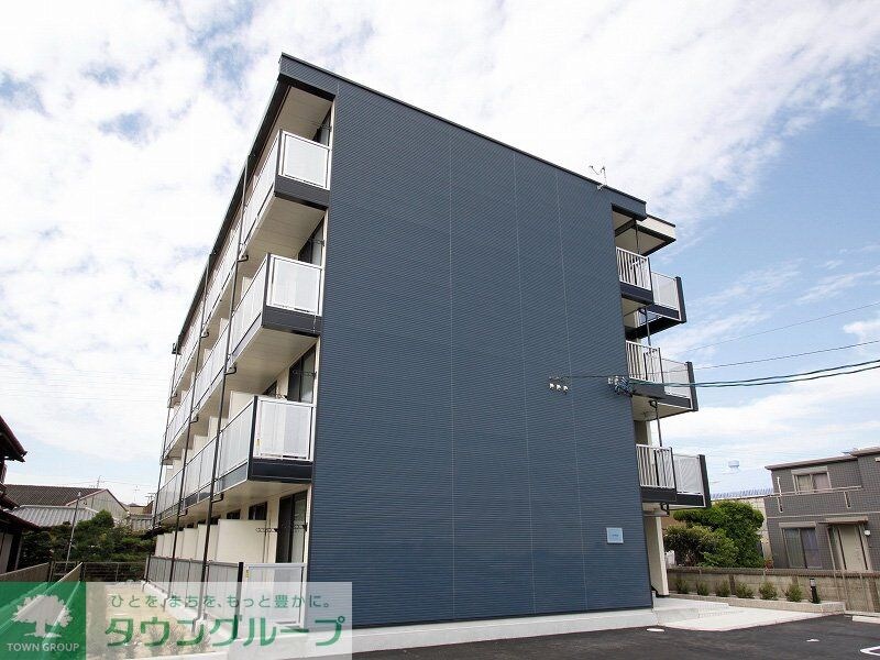 レオパレス荒子川公園の物件外観写真