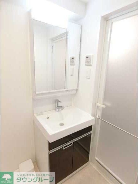 ディアレイシャス泉の物件内観写真