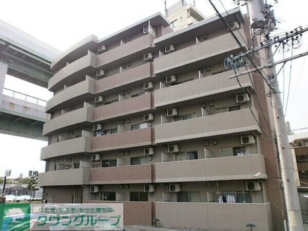 ルトゥールの物件外観写真