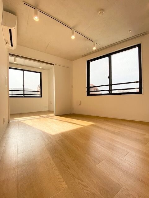 ラクラス中野弥生町の物件内観写真