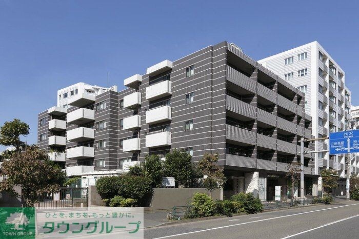 カスタリア三宿の物件外観写真