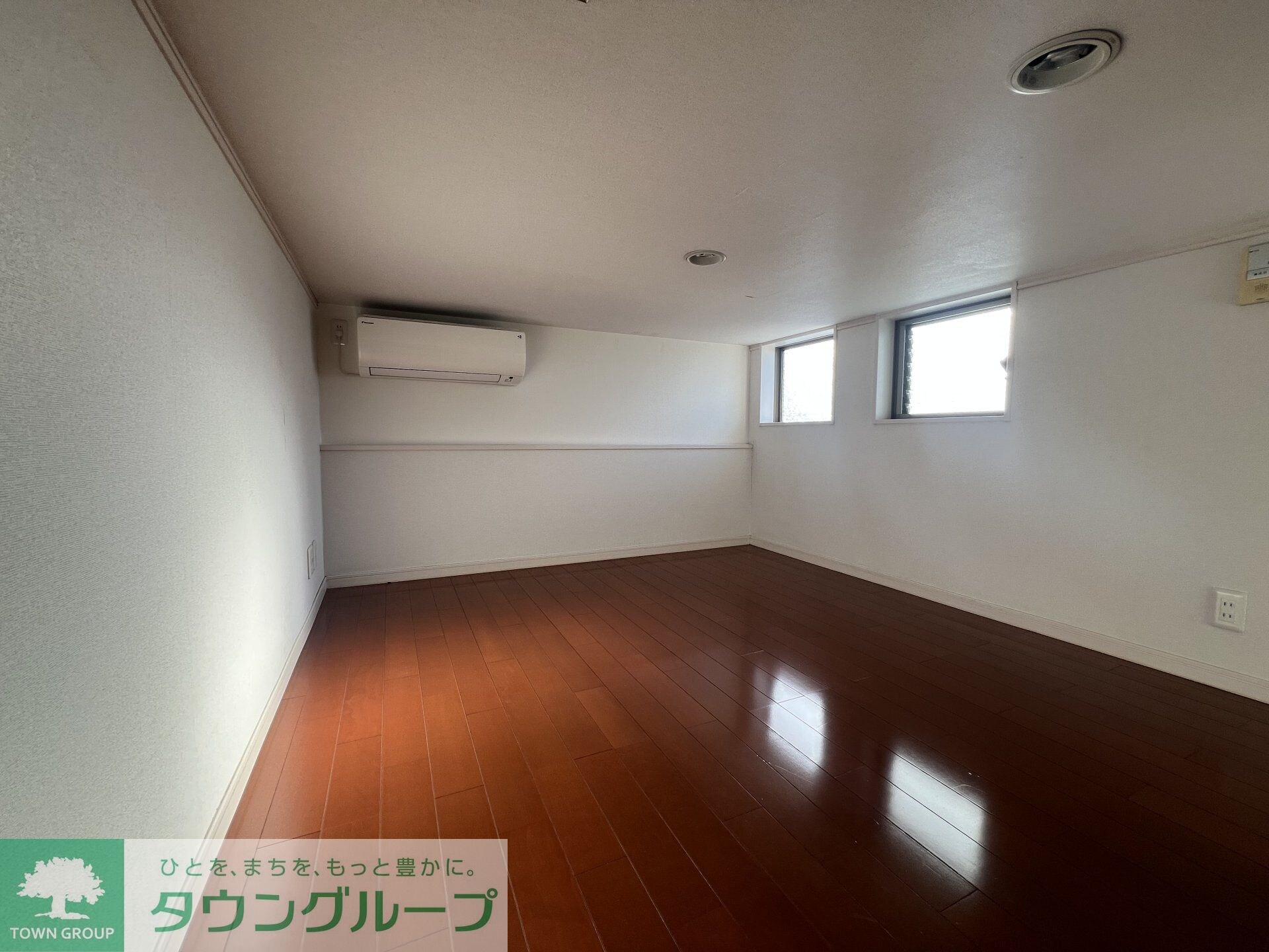 杉並区成田東４丁目戸建の物件内観写真