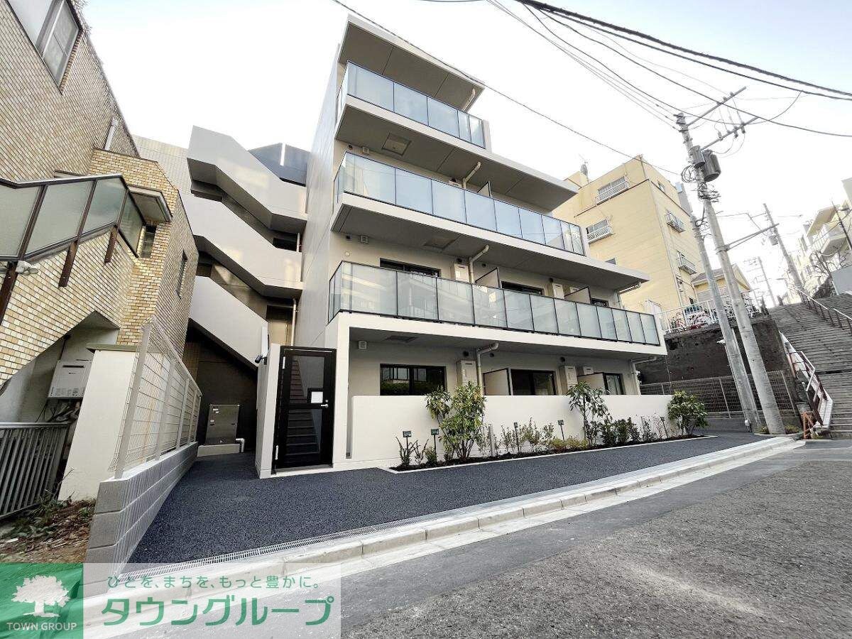 クラルテラセ新宿富久の物件外観写真