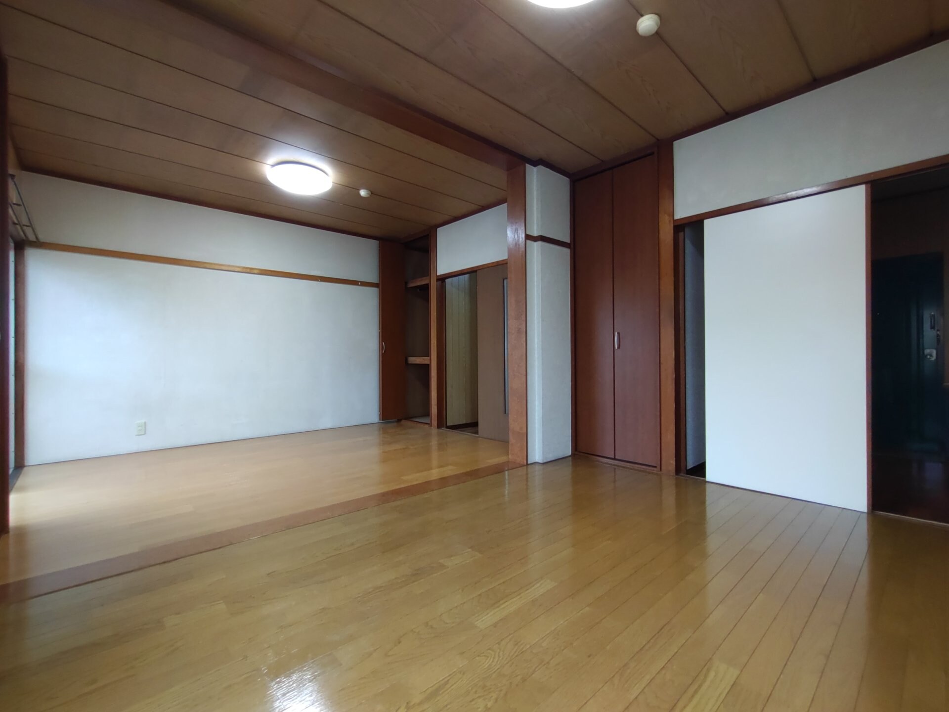 パレットビルの物件内観写真