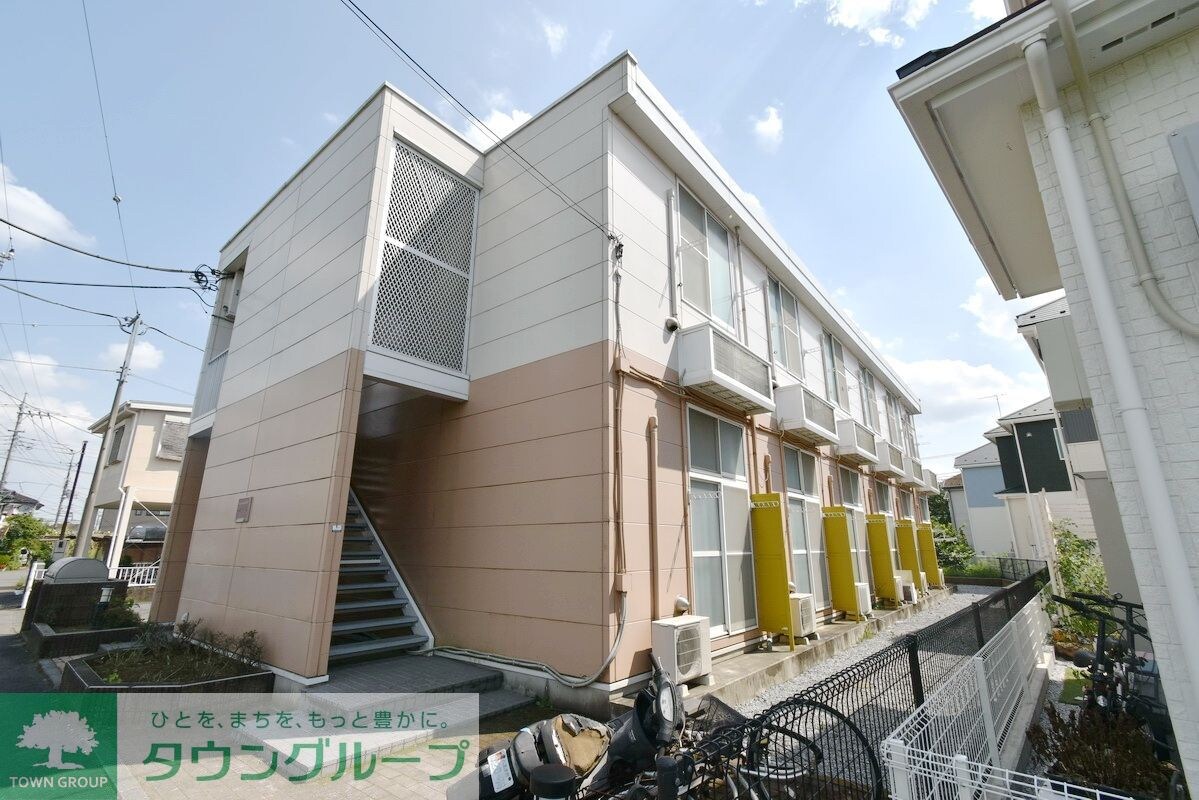 レオパレス原山の物件外観写真