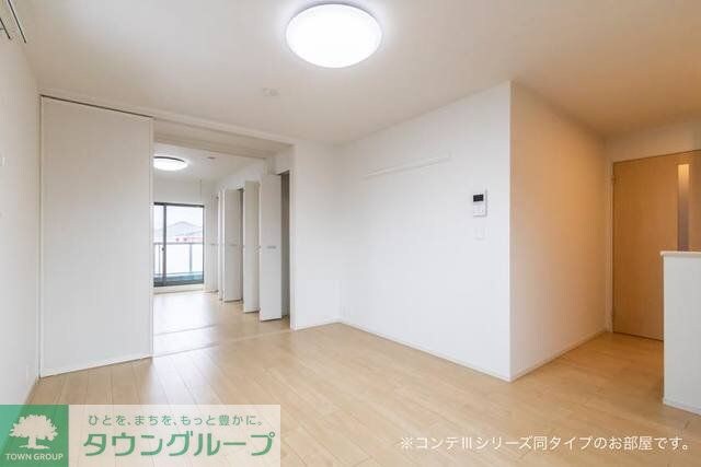 ポローニアＦの物件内観写真