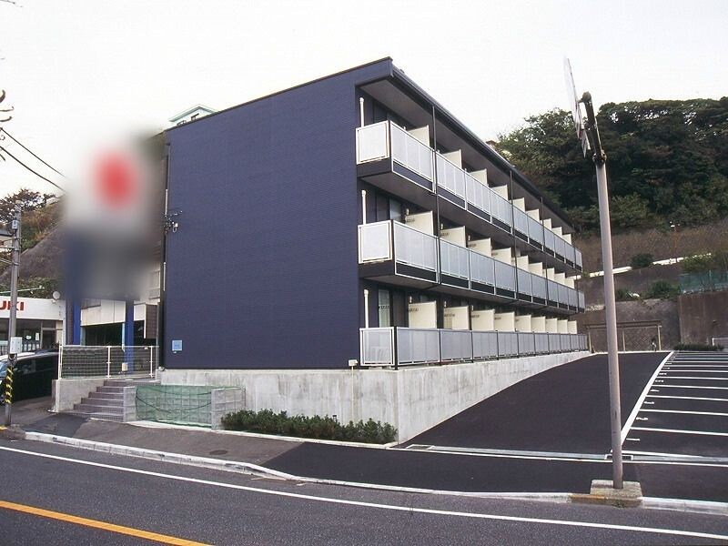 レオパレスブルースカイの物件外観写真