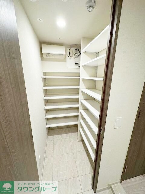 横須賀中央レジデンスの物件内観写真