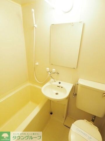 ホワイトガーデン東田の物件内観写真