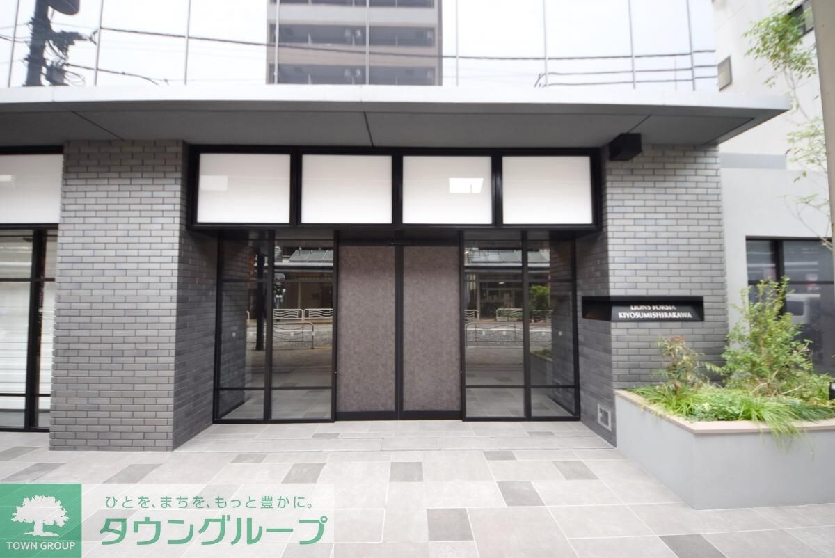 ライオンズフォーシア清澄白河の物件外観写真