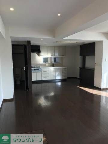 インペリアルビルの物件内観写真