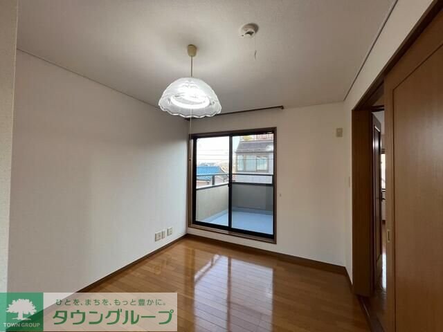 望月貸家の物件内観写真