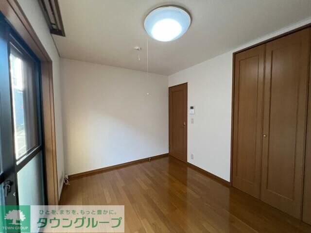 望月貸家の物件内観写真