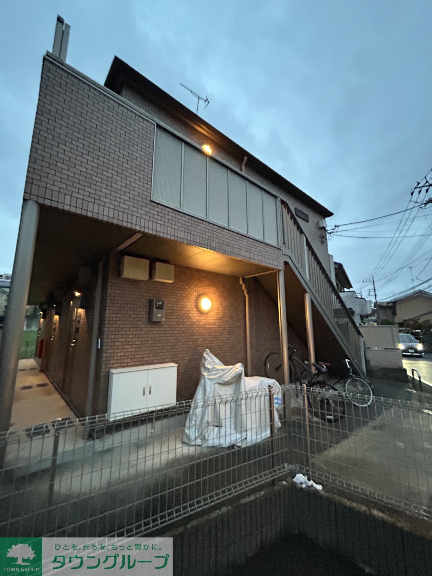 グリーンパーク・新横浜の物件外観写真