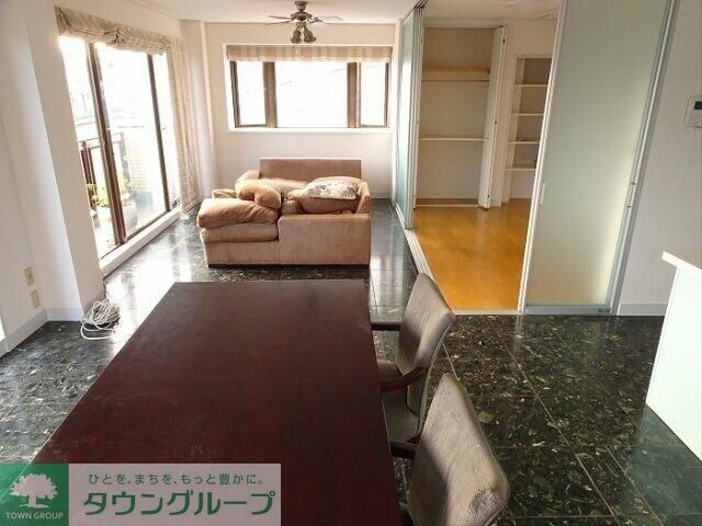 メゾンエミールIの物件内観写真