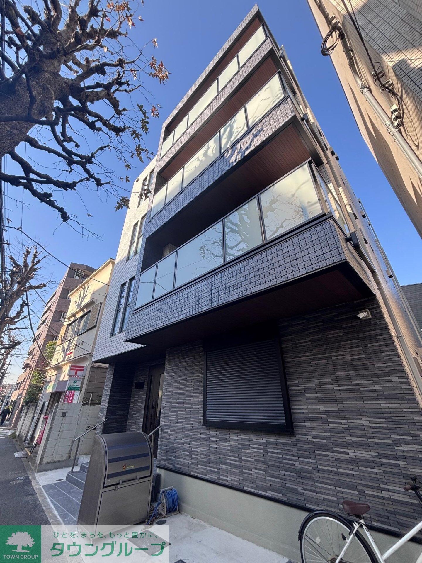 カーサ　エレンシアの物件外観写真