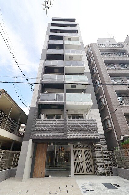 アンベリール西川口参番館の物件外観写真