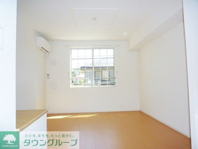 カーサ　デ　ファミリオVの物件内観写真