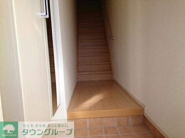 カーサ　デ　ファミリオVの物件内観写真