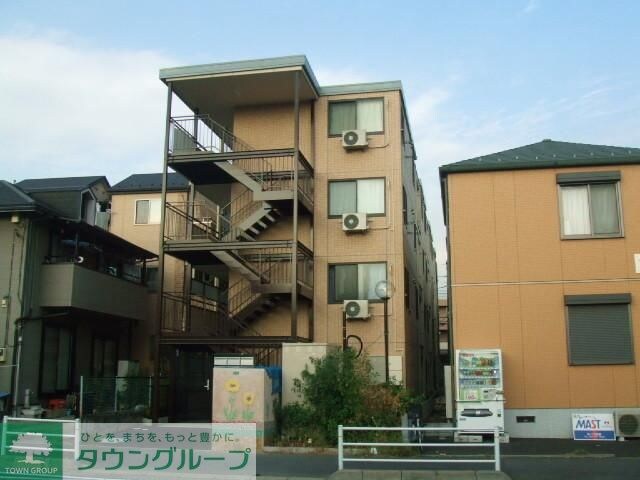 レジナス蕨の物件外観写真