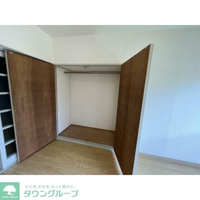 グリーンゲーブルの物件内観写真