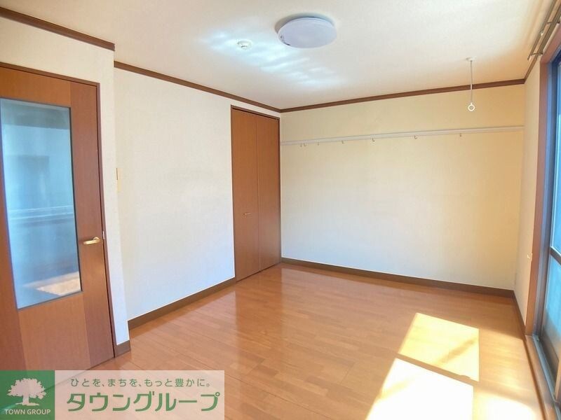 ウエストアリーナの物件内観写真