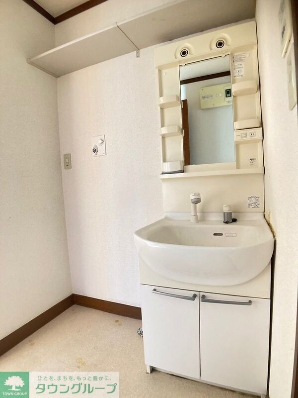 ウエストアリーナの物件内観写真