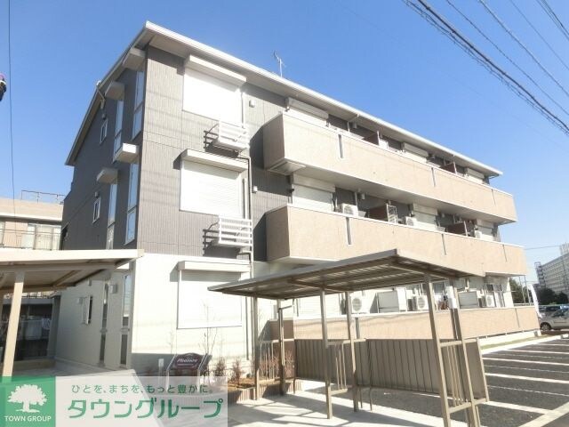 プレジャーの物件外観写真