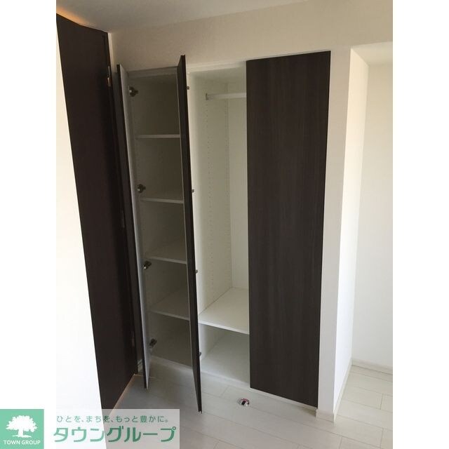 コンフォリア世田谷上馬の物件内観写真