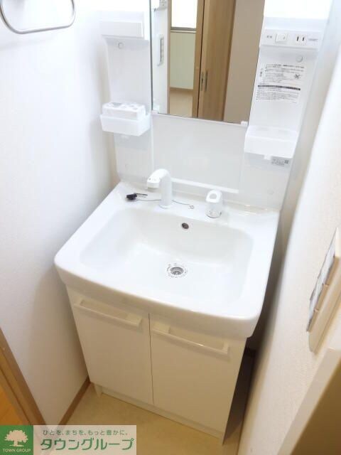 ＲＵＨＥ　ＨＡＵＳの物件内観写真