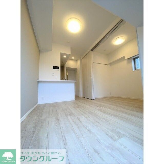 コンフォリア・リヴ新中野ＳＯＵＴＨの物件内観写真