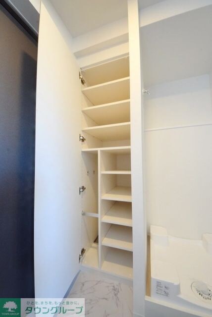 レジディア笹塚IIIの物件内観写真