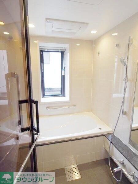 パークアクシスプレミア表参道の物件内観写真