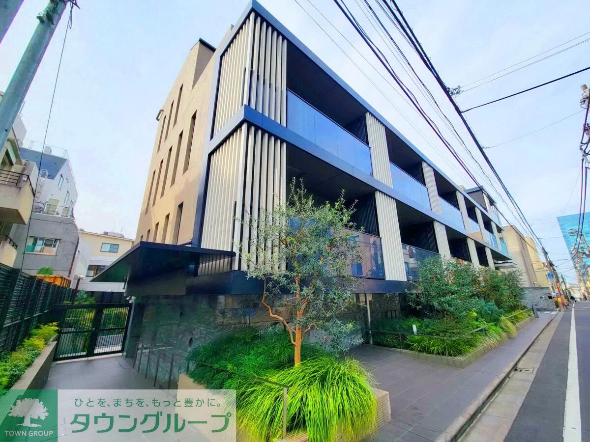 パークアクシスプレミア表参道の物件外観写真