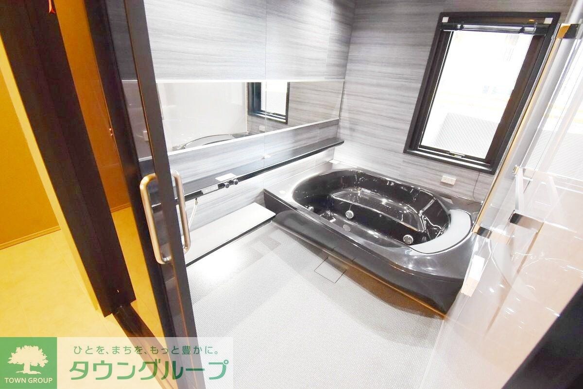 THE　DOORS　広尾の物件内観写真