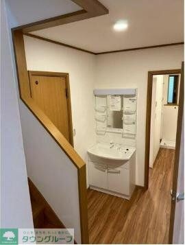 渋谷区本町5丁目戸建の物件内観写真