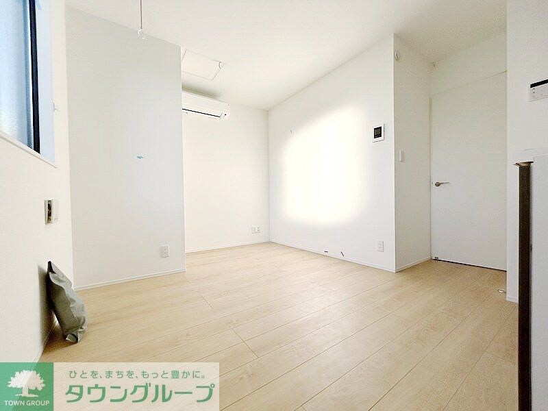 ソルナクレイシア都立大学の物件内観写真