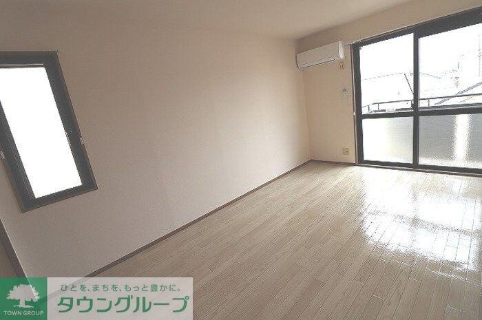 ハイカムール駒形の物件内観写真