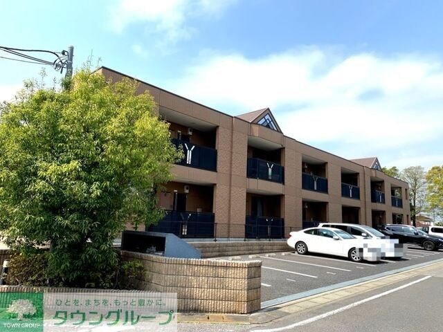 パイン・ツリーの物件外観写真