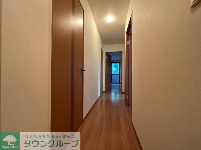 パイン・ツリーの物件内観写真