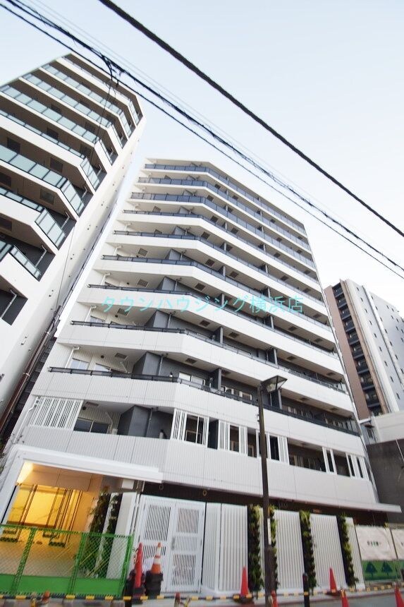 スターヒルズ関内の物件外観写真